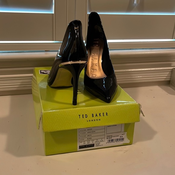 Ted Baker London Shoes - Ted Baker London blk patent heels